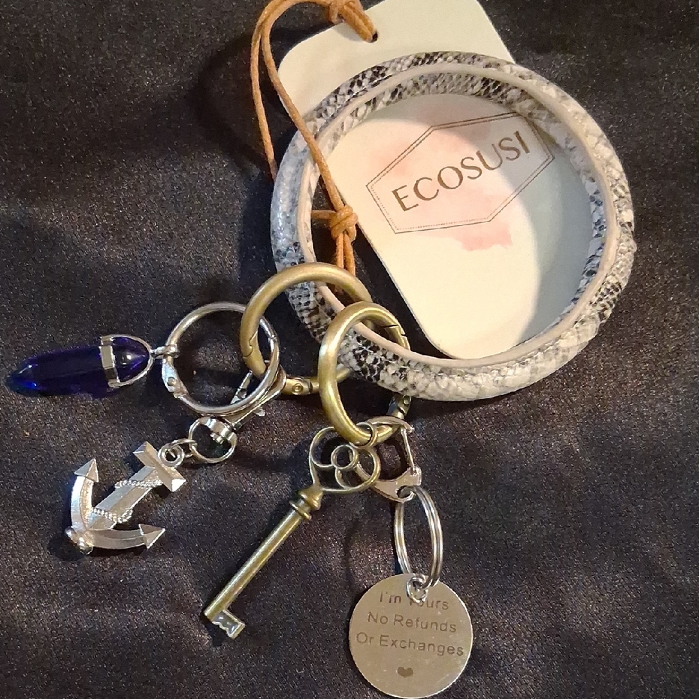 ECOSUSI Gray Key & Card Holder Bracelet